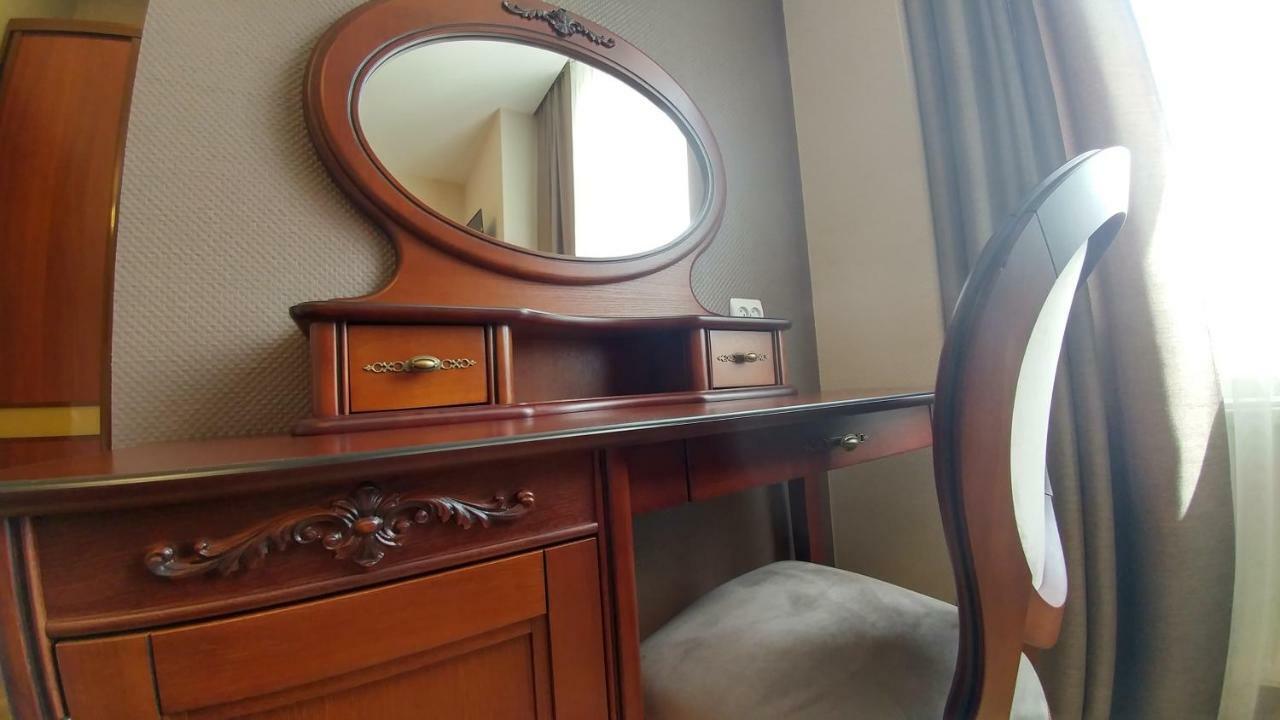 Hotel Meridian Brody 外观 照片