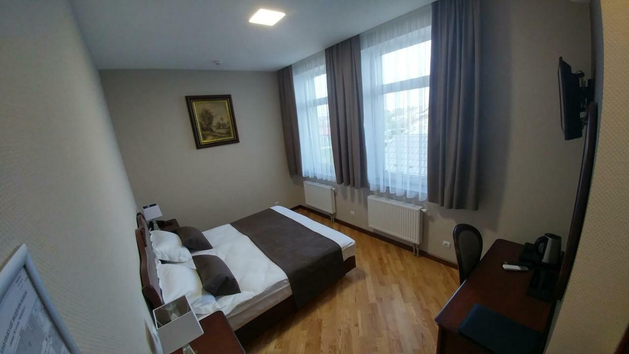 Hotel Meridian Brody 外观 照片