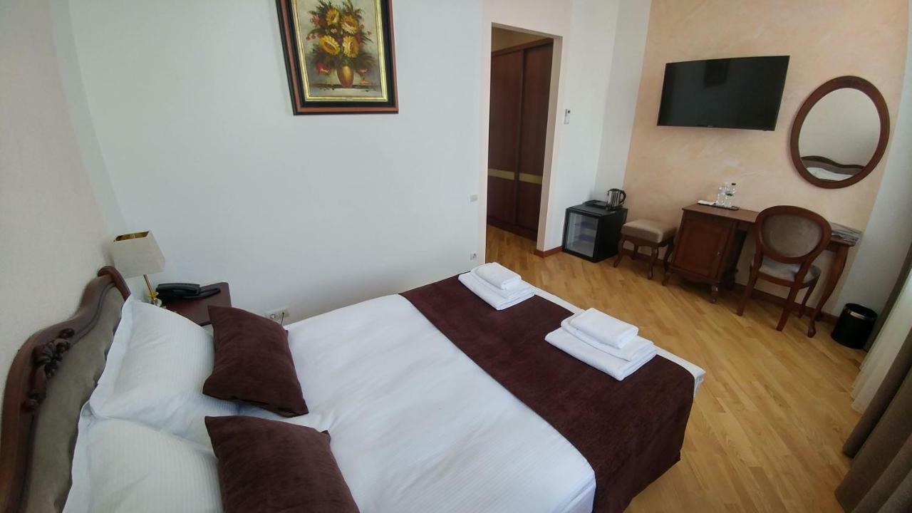 Hotel Meridian Brody 外观 照片