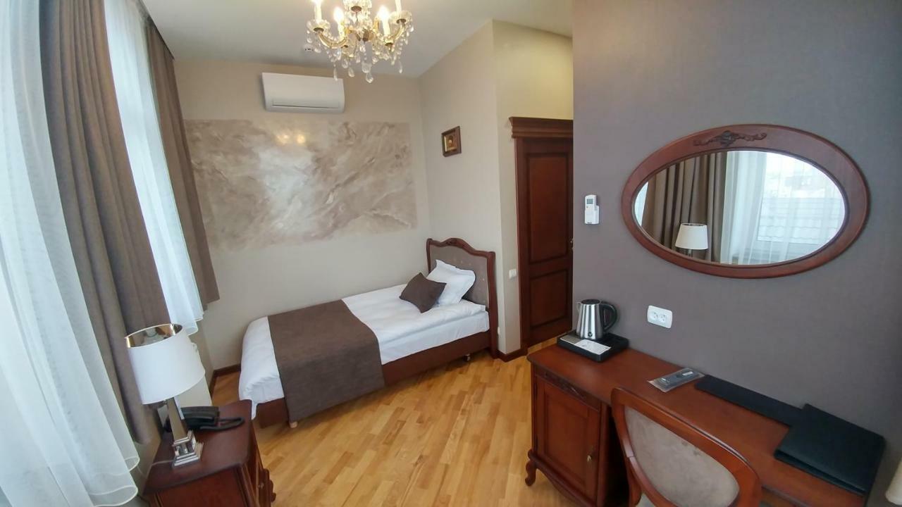 Hotel Meridian Brody 外观 照片