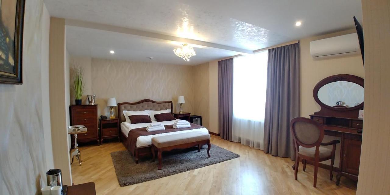 Hotel Meridian Brody 外观 照片